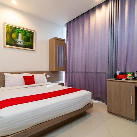 Hotel Domino Palembang Esterno foto