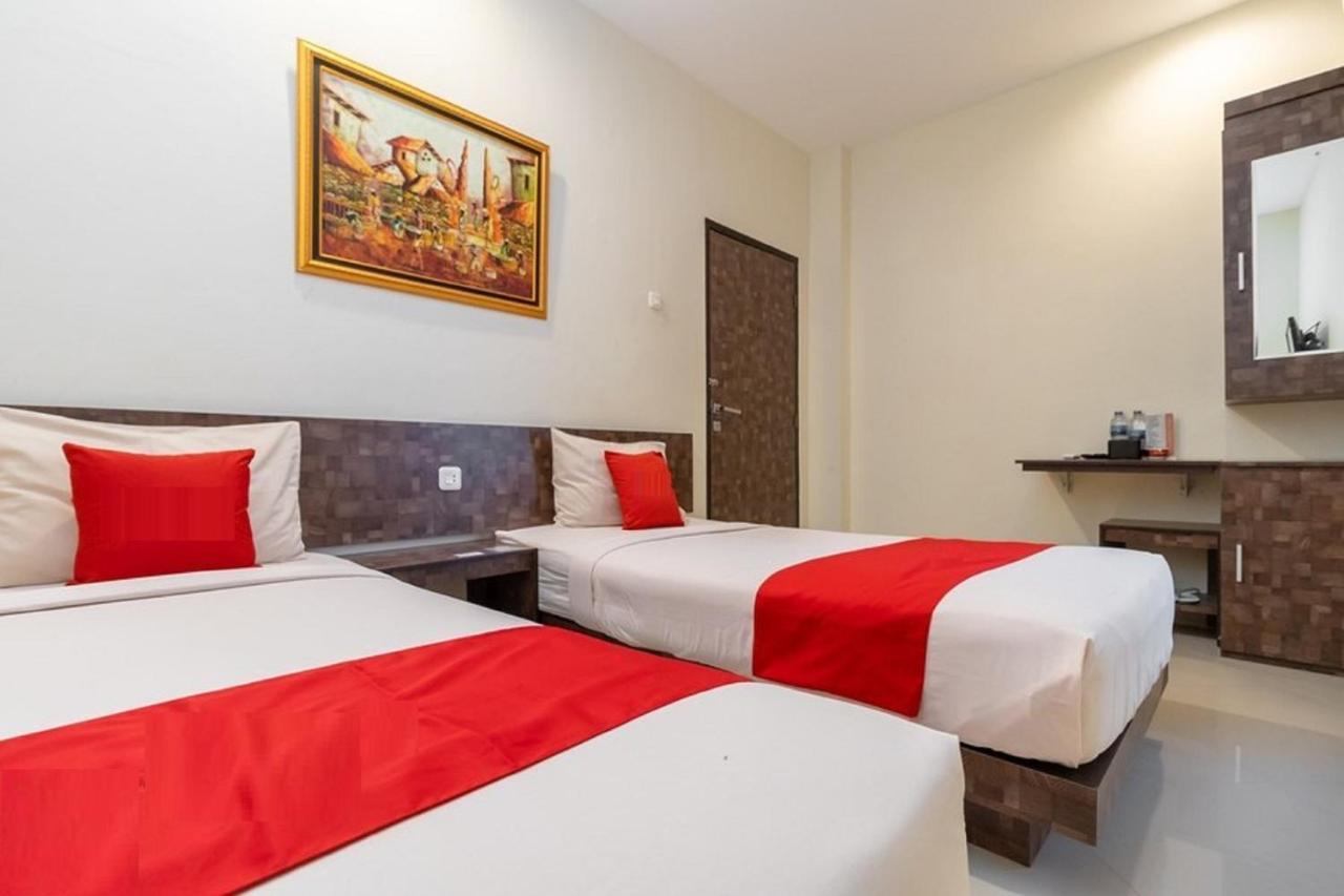 Hotel Domino Palembang Esterno foto