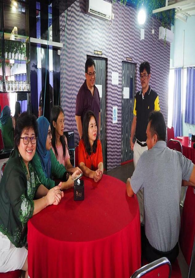 Hotel Domino Palembang Esterno foto